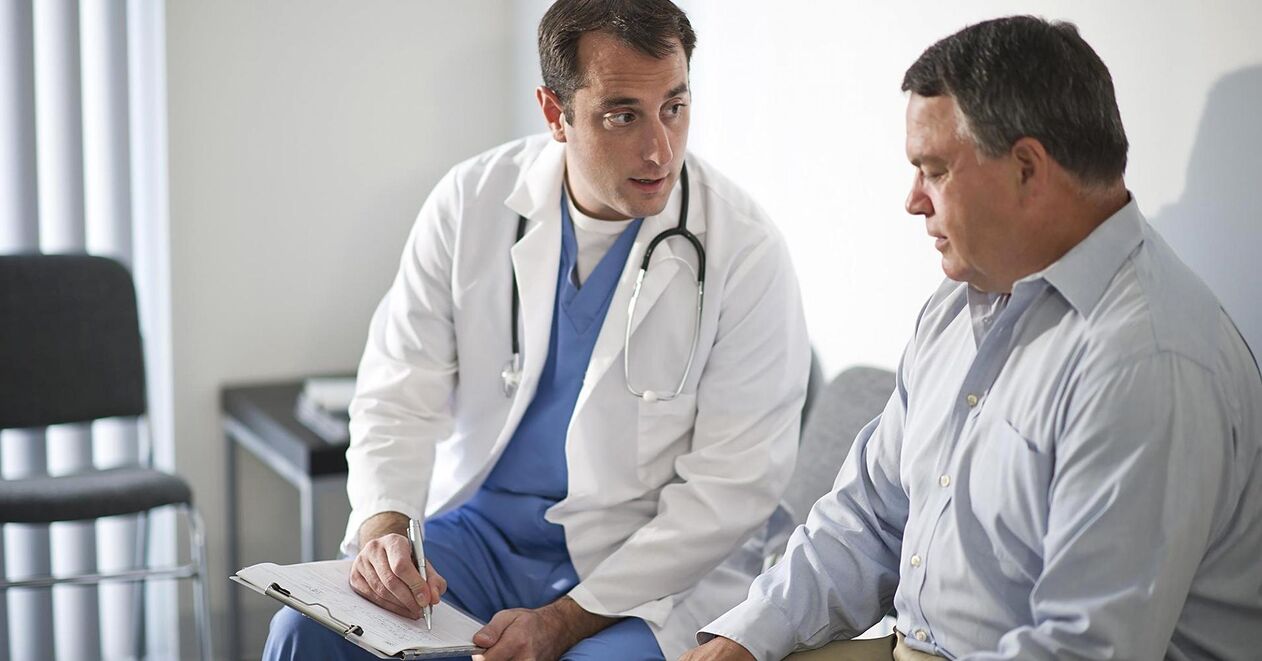 Un urólogo axudarache a planificar o tratamento da prostatite crónica